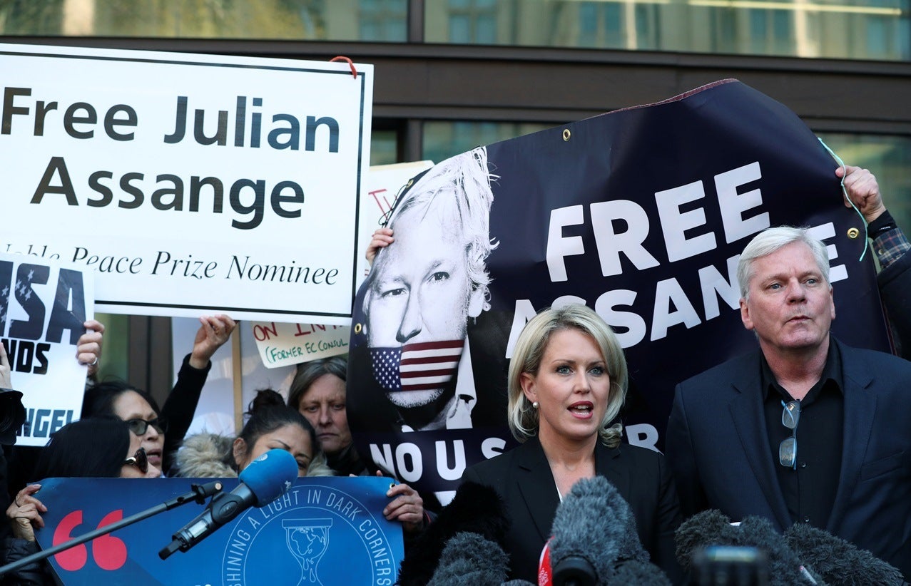 Assange. Especialista Jaime Valle analisa a figura do asilo diplom�tico