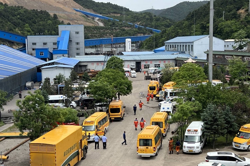 Sobe para 82 número de pessoas mortas em mina de carvão no norte da China