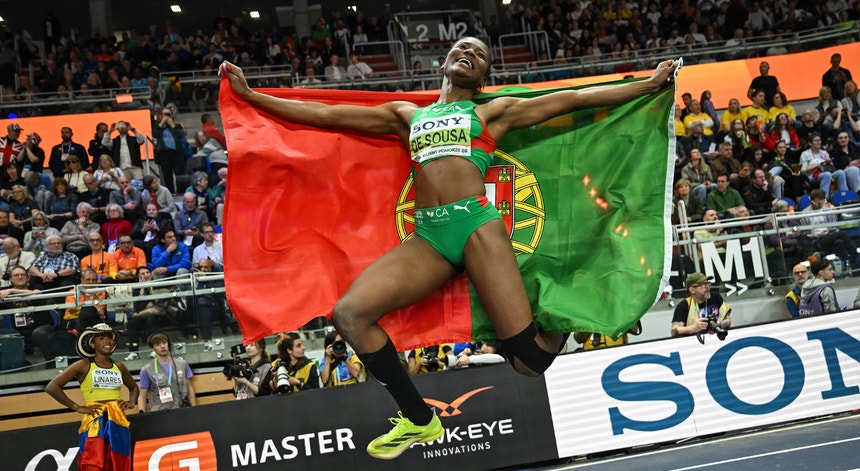Imagem de Salto em comprimento. Agate de Sousa sagrou-se campeã do mundo