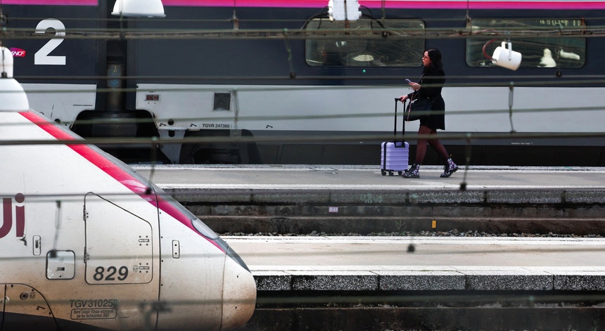 Imagem relacionada com a notícia: Gare Montparnasse, Paris, França
