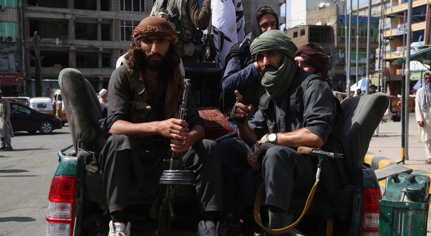Afeganistão. Talibãs provocam quatro mortos e 13 feridos num protesto em Jalalabad - Vimarsana News