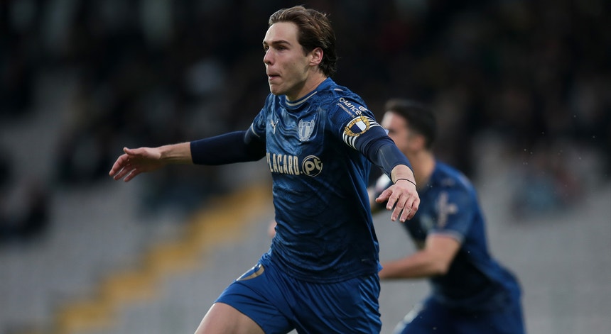 Famalicão empata em Moreira de Cónegos