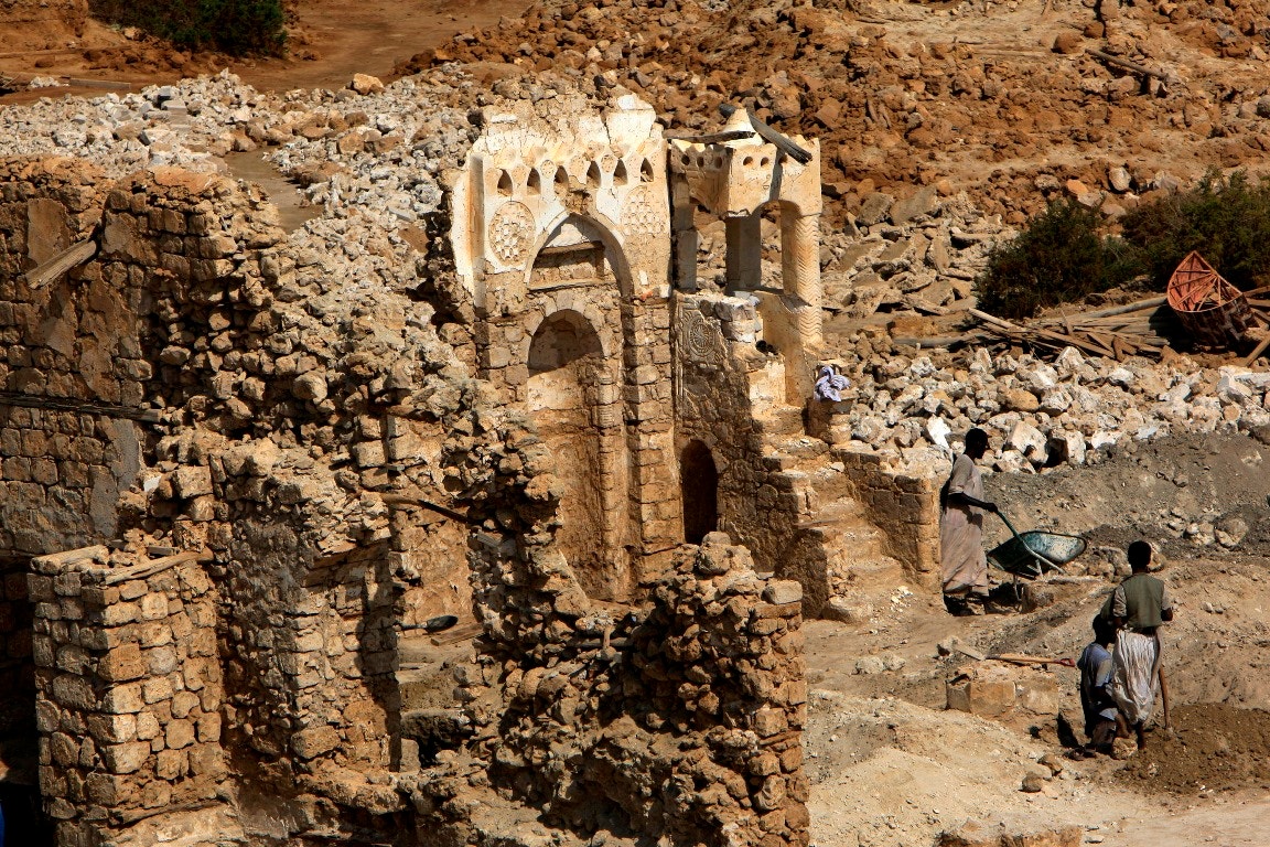  Sud&atilde;o, Suakin, antiga cidade constru&iacute;da em coral, areia e lama com altitude inferior a 10 metros, torna o local vulner&aacute;vel &agrave; eros&atilde;o costeira | Mohamed Nureldin Abda - Reuters 
