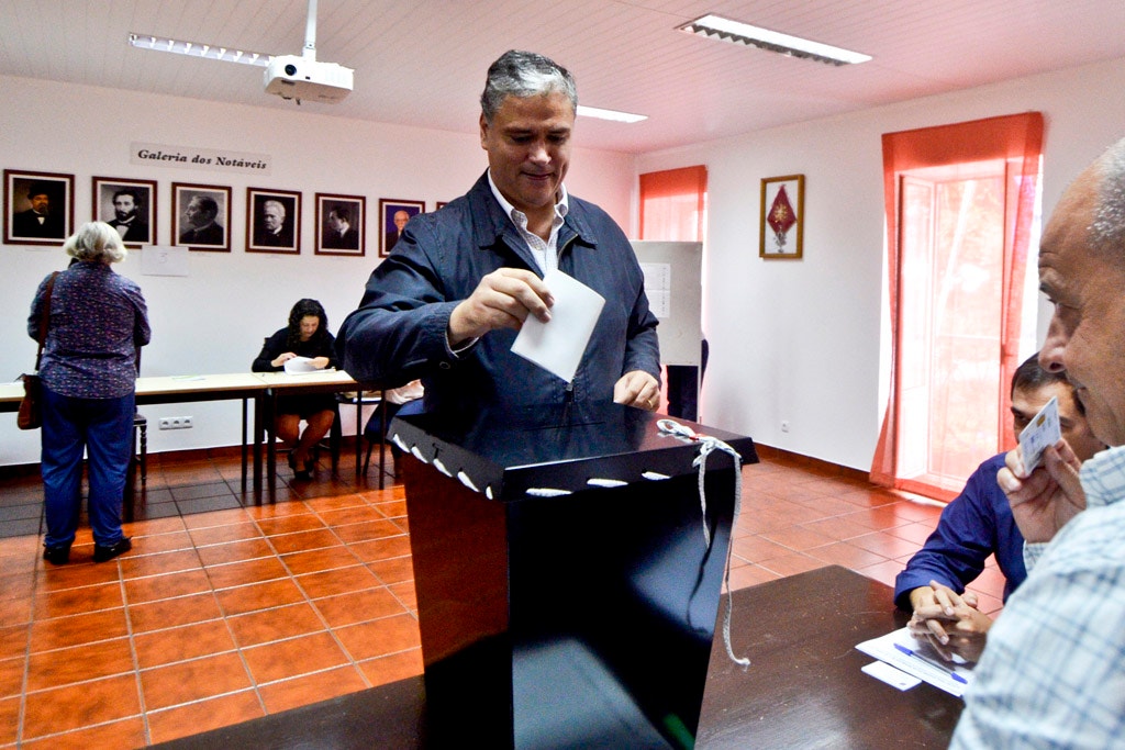  Cavaco Silva lan&ccedil;ou novo apelo ao voto dos portugueses. 