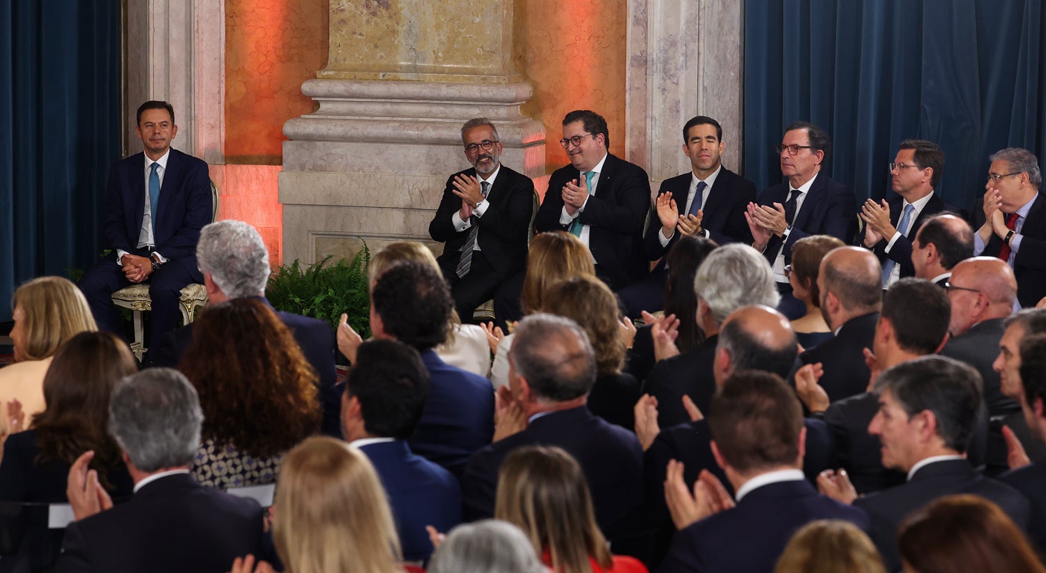 Tomada de Posse de 43 Secretários de Estado: O Novo Governo de Luís Montenegro