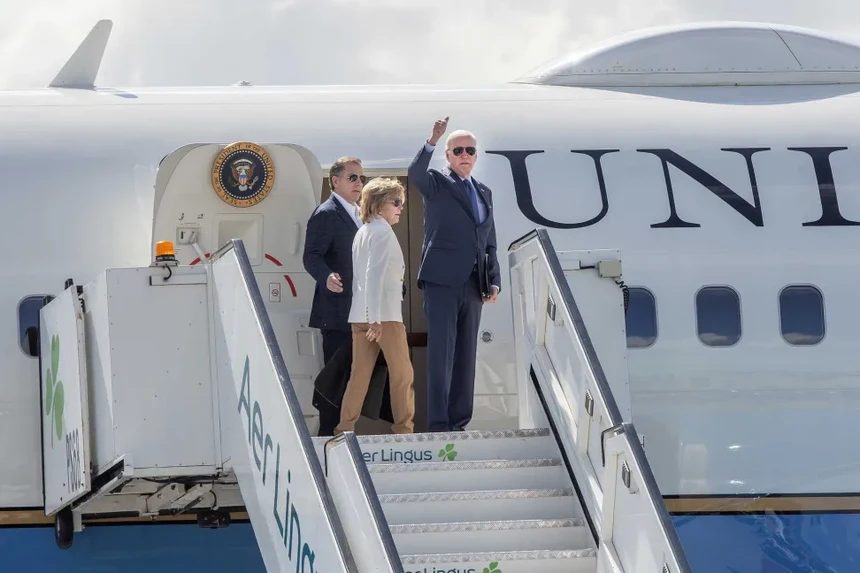 O presidente norte-americano Joe Biden com o filho Hunter e a irmã Valerie
