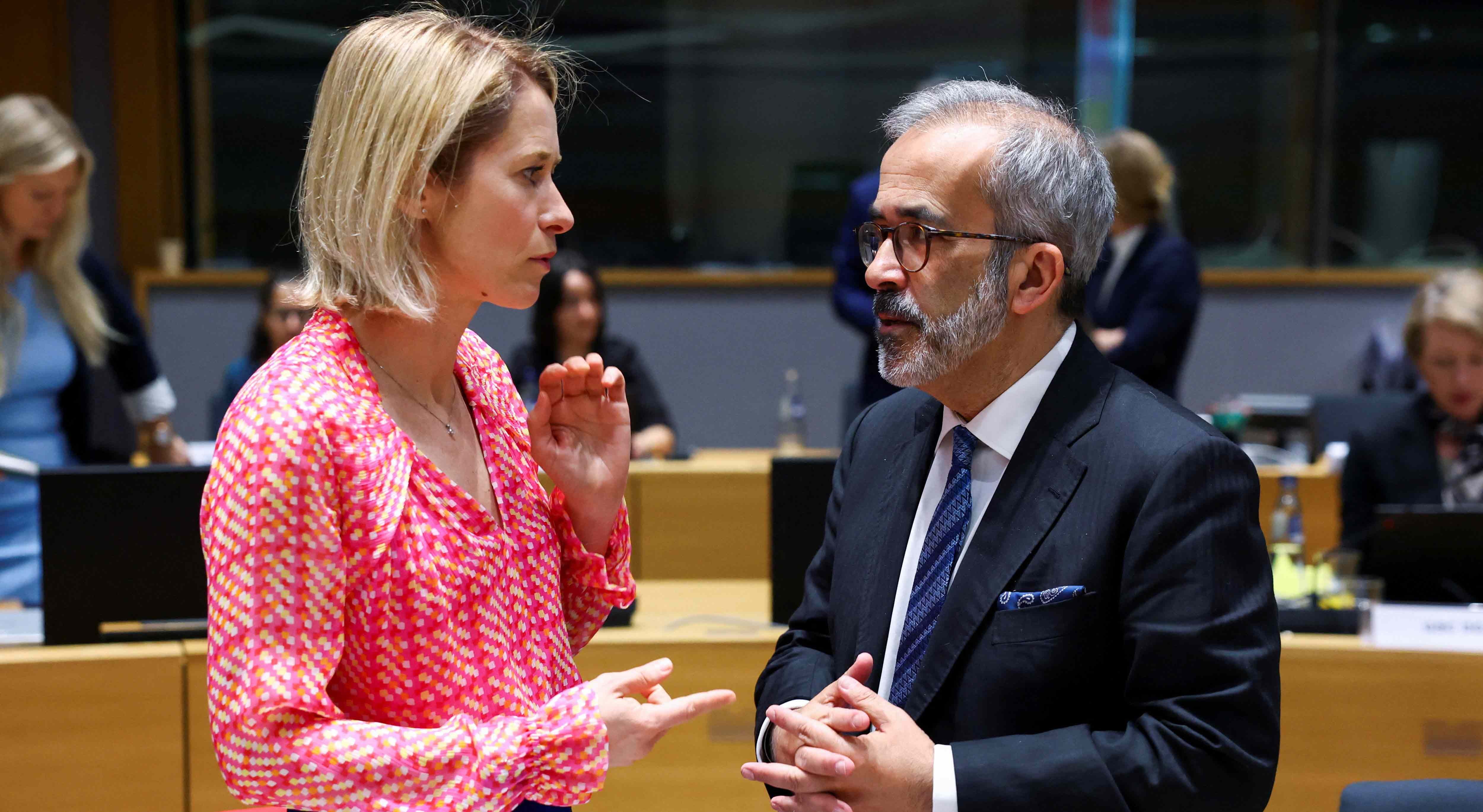 Paulo Rangel diz que Rússia não tem mostrado sinais de estar disponível para a paz na Ucrânia