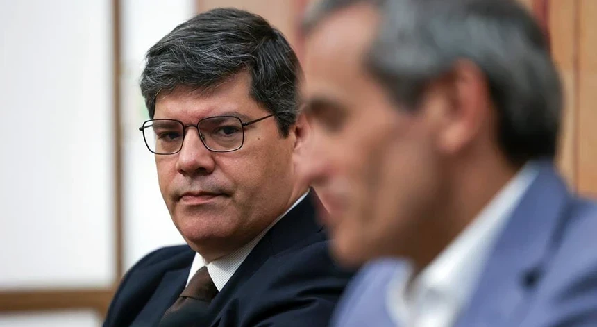 PS desvaloriza anúncios de Ventura sobre juízes do TC e mantém diálogo: 