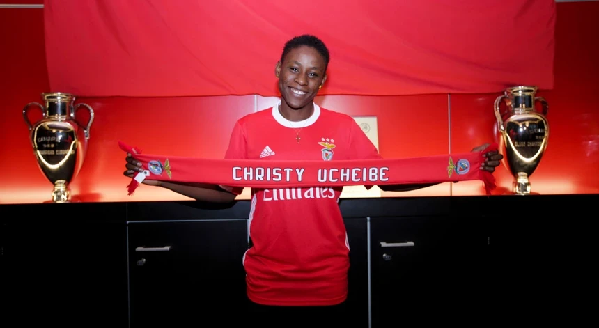Christy Ucheibe continua no Benfica até 2026

