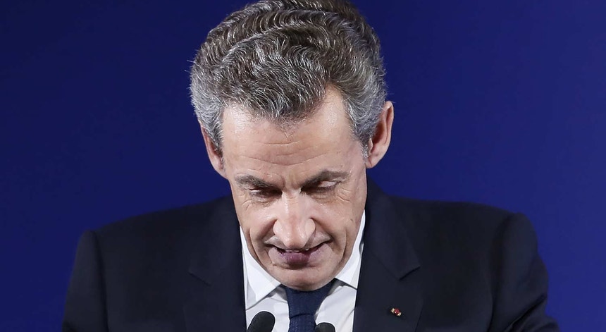 Os 50 milhões de euros presumivelmente averbados pela campanha de Sarkozy representam mais do dobro do limite legalmente permitido, à época, para financiamento de campanhas políticas
