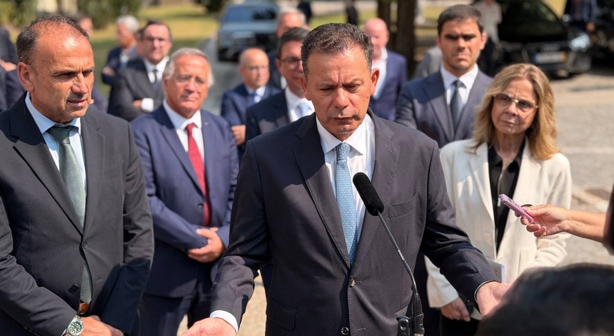 Imagem de "Estou muito tranquilo". Montenegro mantém a confiança em Luís Neves