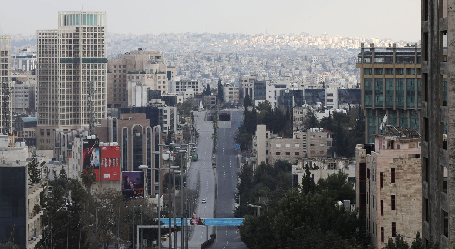  Ruas da capital da Jord&acirc;nia, Amman / Muhammad Hamed - Reuters 