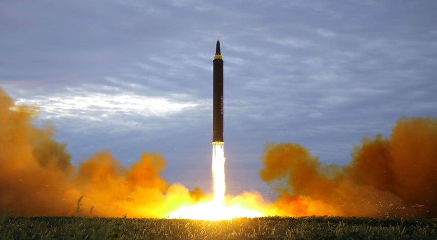 Coreia do Norte anuncia teste com sucesso de bomba de hidrogénio