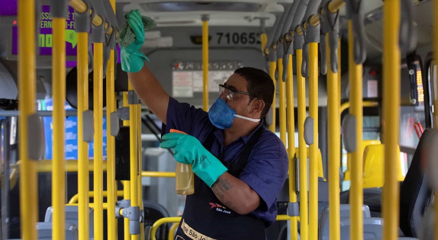 Todos os cuidados parecem poucos para travar a pandemia no Brasil
