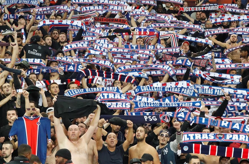 Adeptos radicais do Paris Saint-Germain e do Toulouse vão falhar a final da Supertaça de França de futebol
