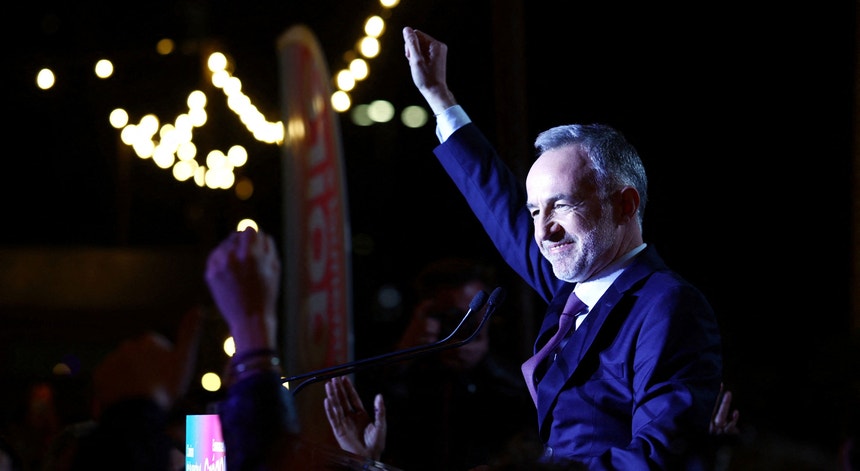 Autárquicas em França. Socialista vence em Paris e extrema-direita francesa falha principais cidades