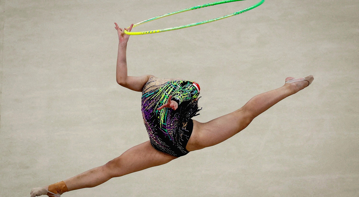  Jogos Asi&aacute;ticos -Gin&aacute;stica R&iacute;tmica - Huanglong Sports Center Gymnasium, Hangzhou, China - 6 de outubro. Katelin Wie Qi Heng, de Singapura, durante a Subdivis&atilde;o 2 de Qualifica&ccedil;&atilde;o Individual All-Around, setembro/outubro de 2023 | Kim Kyung-Hoon - Reuters 