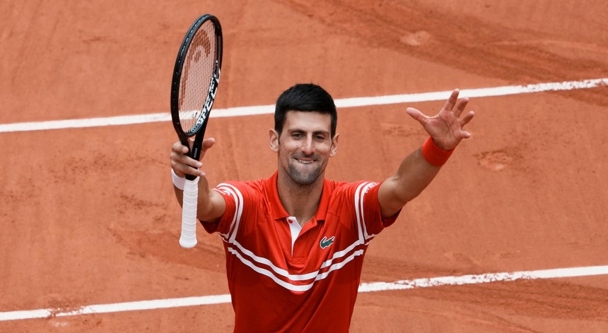 O governo francês não permite que Djokovic participe no Roland Garros
