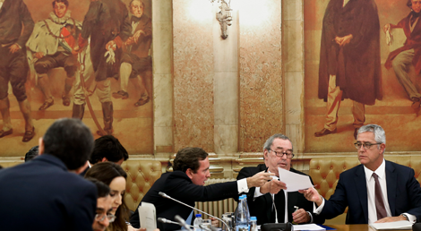 O empres&aacute;rio Pedro Queiroz Pereira na audi&ccedil;&atilde;o &agrave; Comiss&atilde;o de Inqu&eacute;rito ao BES e ao GES a 10 de dezembro de 2014 (foto: Lusa)