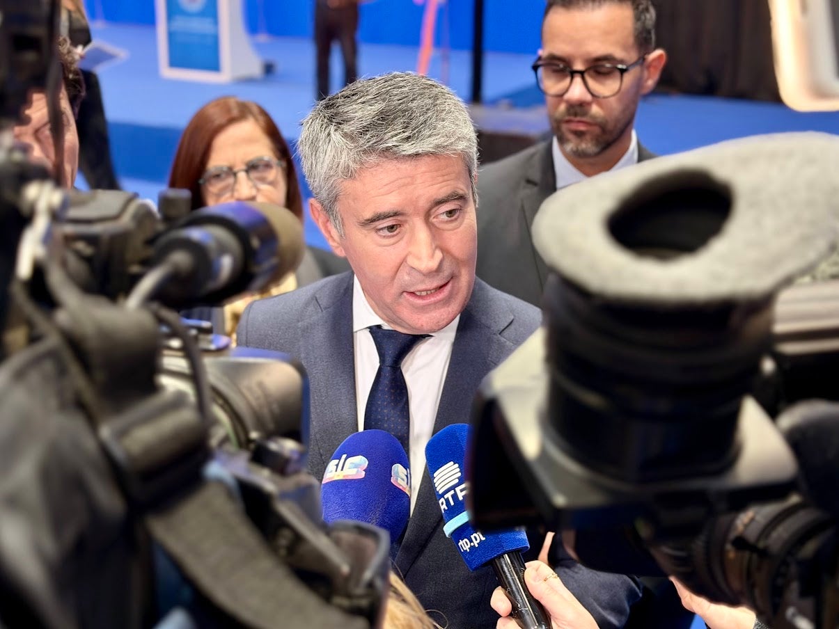 Congresso do PS arrancou em Viseu pouco depois das oito da noite