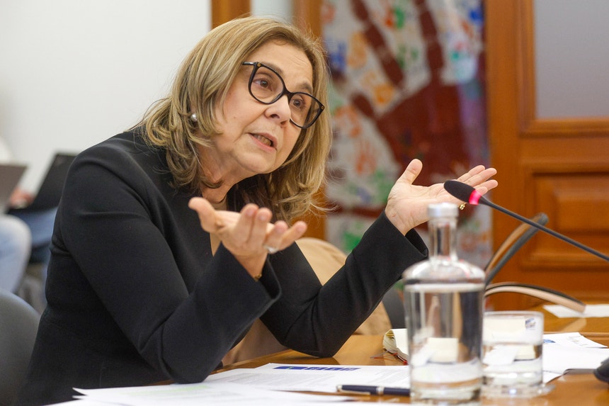 Debate Image