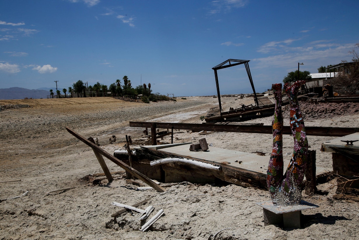  Pequeno porto no canal de Salton Sea abandonado | Aude Guerrucci - Reuters  