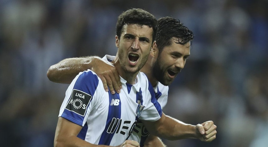 Marcano e Felipe são a base do sucesso da atual equipa do FC Porto, na opinião de Aloísio
