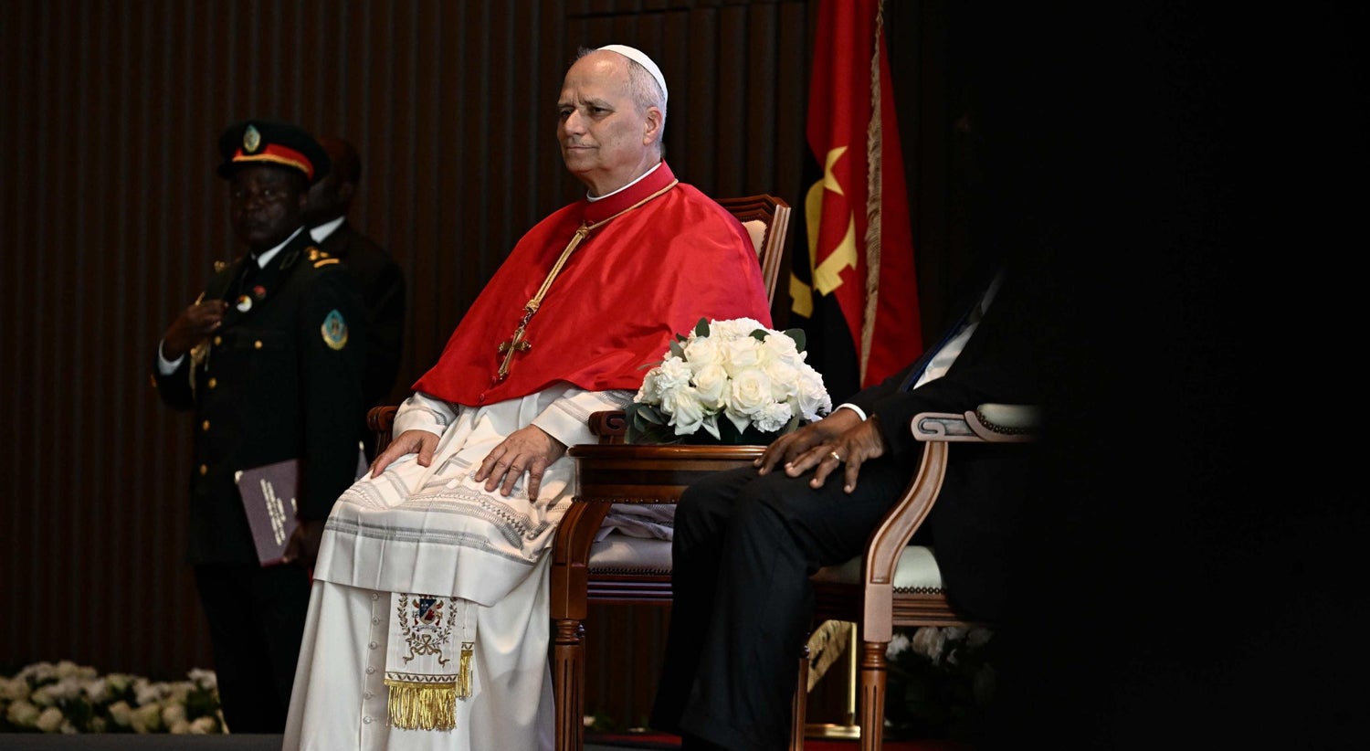 Contra "déspotas e tiranos". Papa inicia visita a Angola a condenar exploração de recursos de África