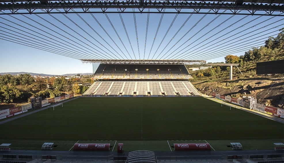 SC Braga Fans Protest Massive Ticket Price Hikes