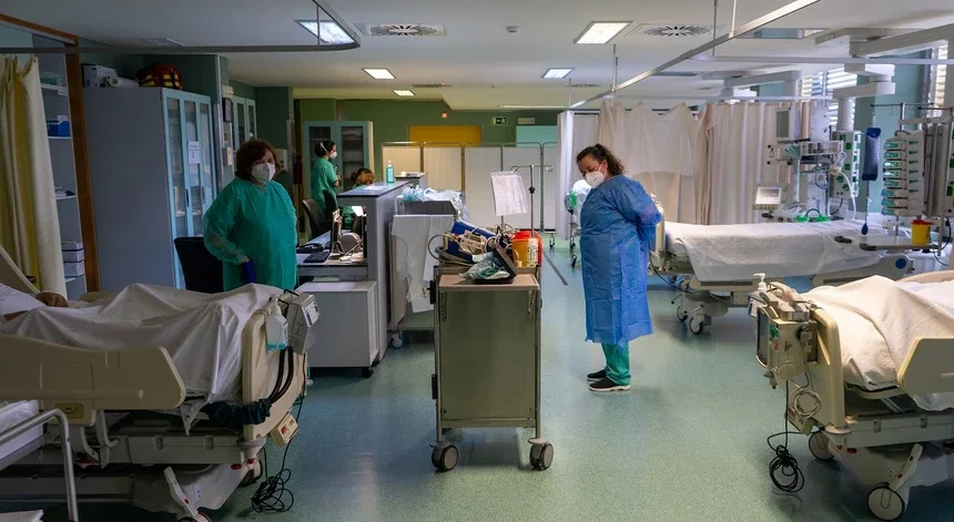 SNS aumenta produção, mas utentes enfrentam dificuldades de acesso