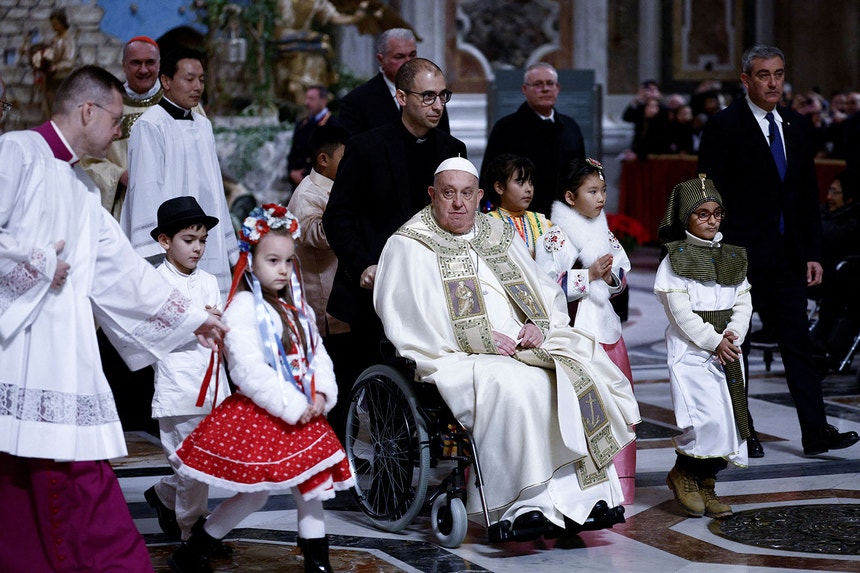 Imagem relacionada com a notícia: Papa Francisco inaugurou em Roma o jubileu de 2025