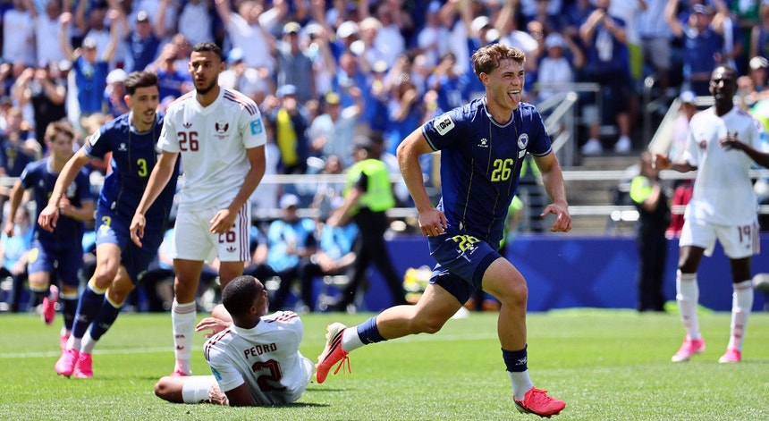 Bósnia e Herzegovina elimina Catar do Mundial