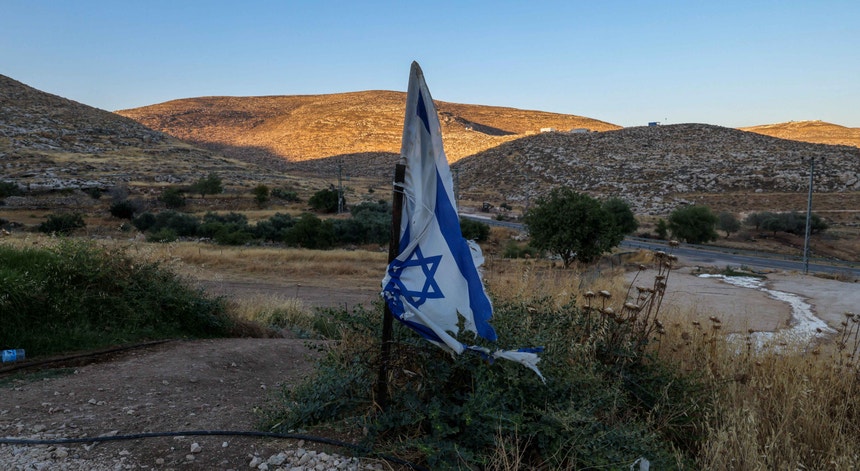 "Regressámos". Israel reabre colonato na Cisjordânia e desafia críticas internacionais
