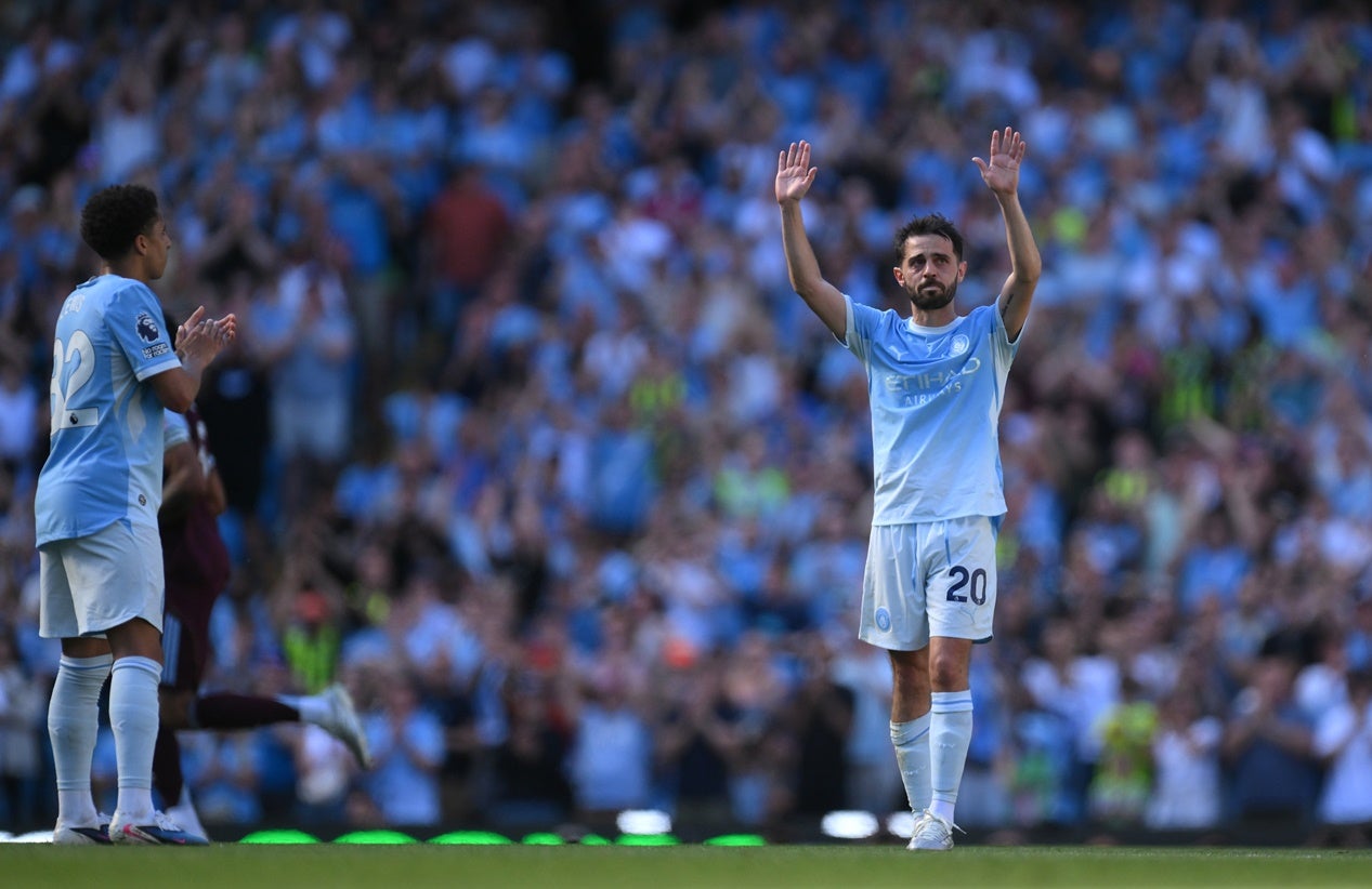 Bernardo Silva despede-se do Manchester City com guarda de honra e lágrimas
