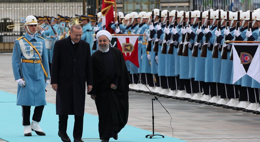 O Presidente da Turquia, Recep Tayyip Erdogan, e o Presidente do Irão, Hassan Rouhani, durante a visita deste último a Ancara a 20 de dezembro de 2018
