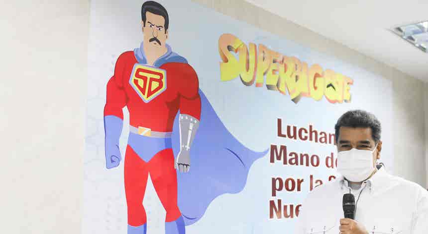 "Super bigode". O agente secreto nos hospitais venezuelanos