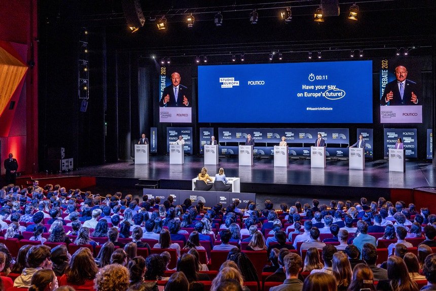 Debate dos Spitzenkandidat, no final de abril, em Maastricht.
