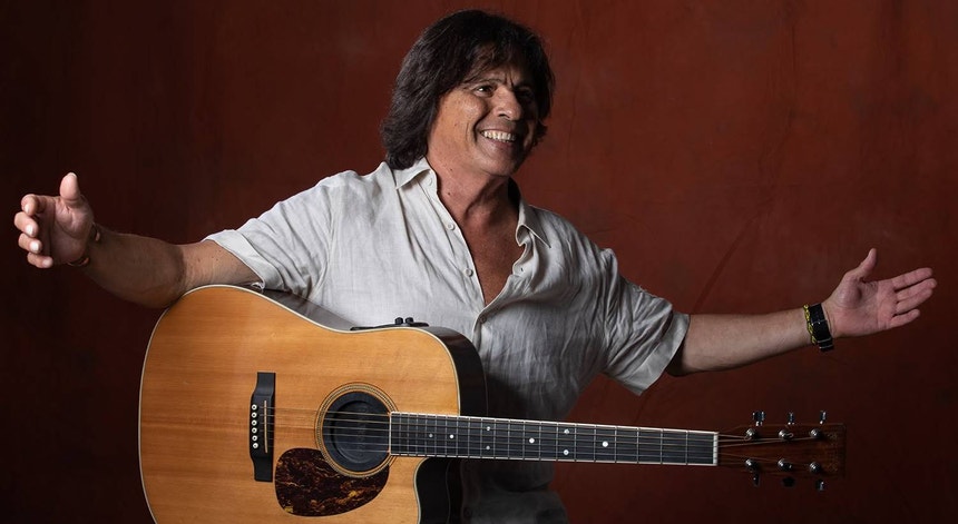 Aos 69 anos. Morreu o cantor Luís Represas