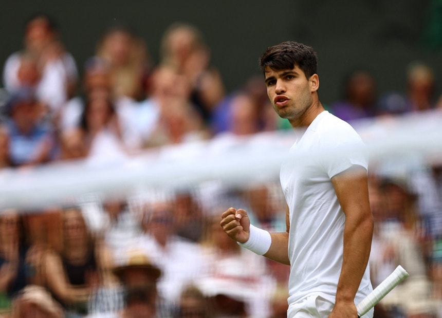 Wimbledon: Campeão Carlos Alcaraz nos quartos de final