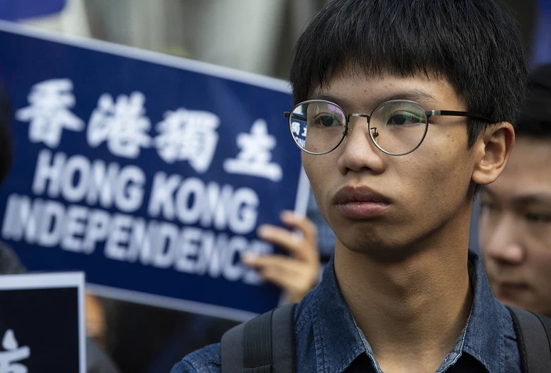 Imagem relacionada com a notícia: Hong Kong continua a colocar em causa liberdades fundamentais
