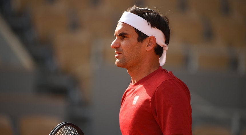 Federer deixou o "top 10" do ranking de ténis, cinco anos depois de lá ter entrado

