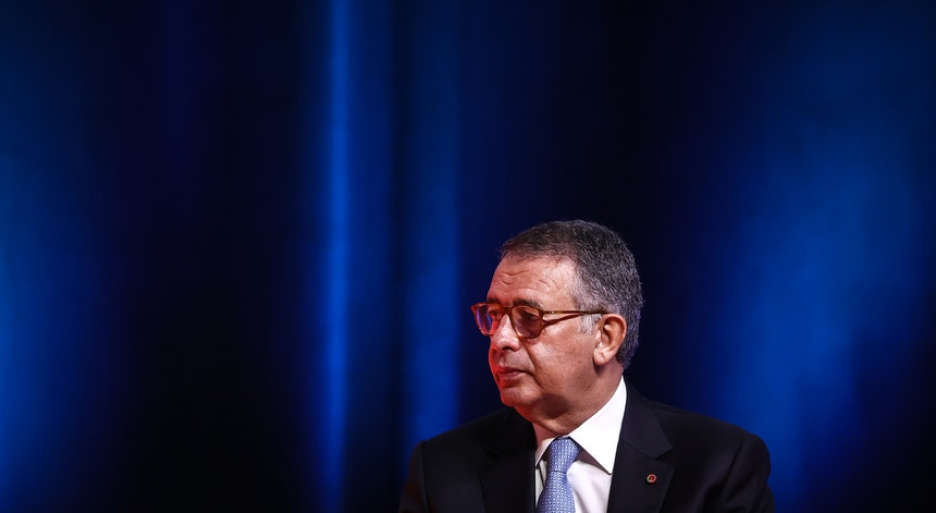 Imagem de Ensino superior. Presidente da República exige salvaguarda do princípio da igualdade