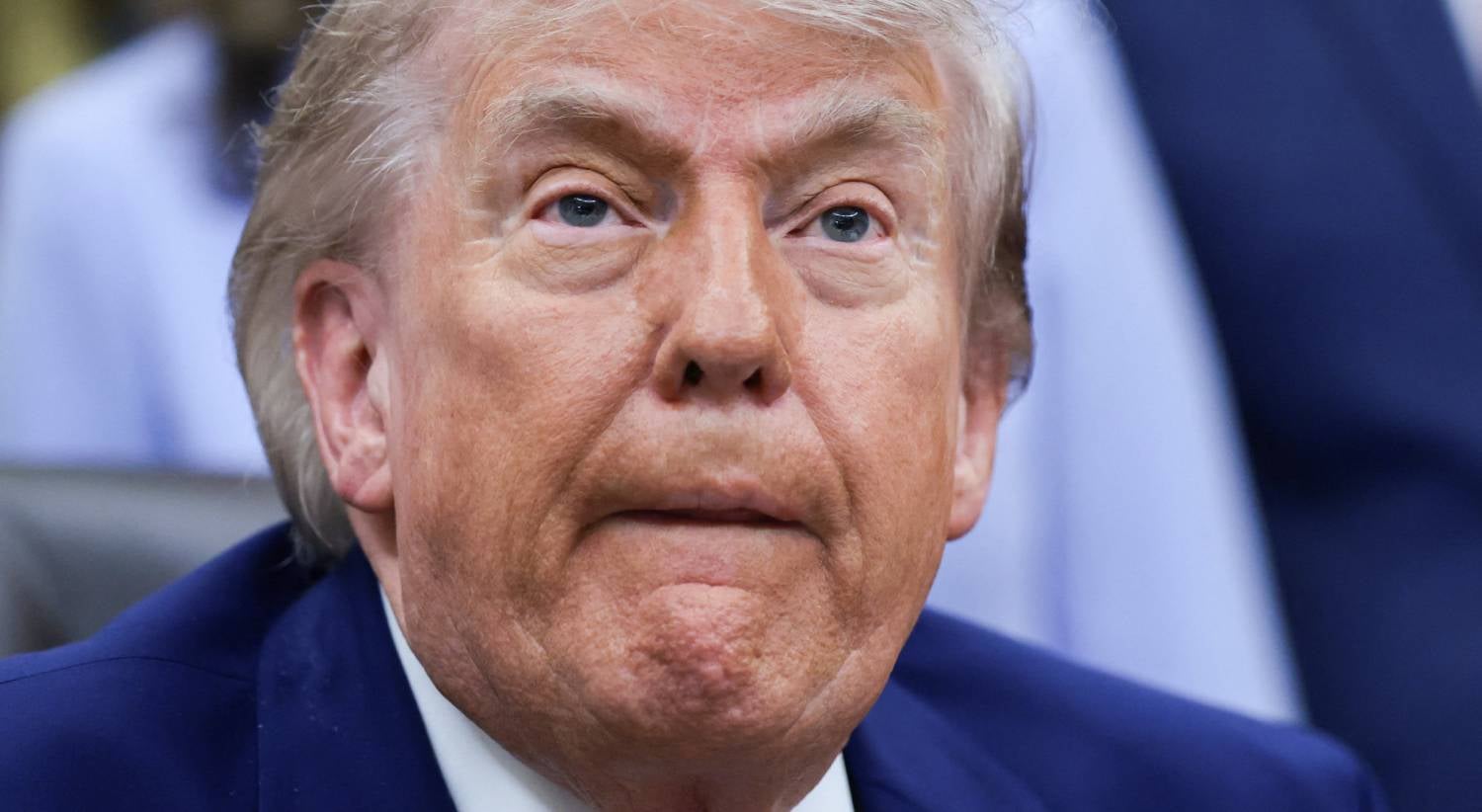 Trump diz que o cessar-fogo entre os EUA e o Irão está 