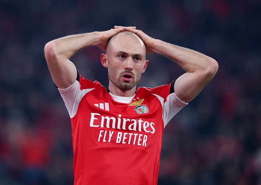 Aursnes lesiona-se no treino e falha Santa Clara