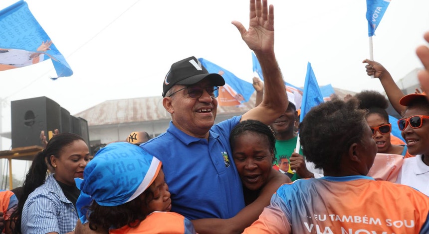 Imagem ilustrativa: São Tomé e Príncipe. Carlos Vila Nova reeleito Presidente com 55,94% dos votos