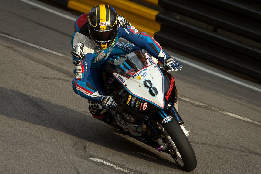 Resultado de imagem para Piloto Daniel Hegarty morre em acidente no GP de Macau