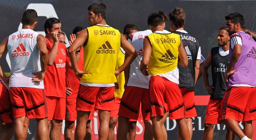 A equipa do Benfica começa a consolidar as ideias transmitidas pelo treinador Rui Vitória
