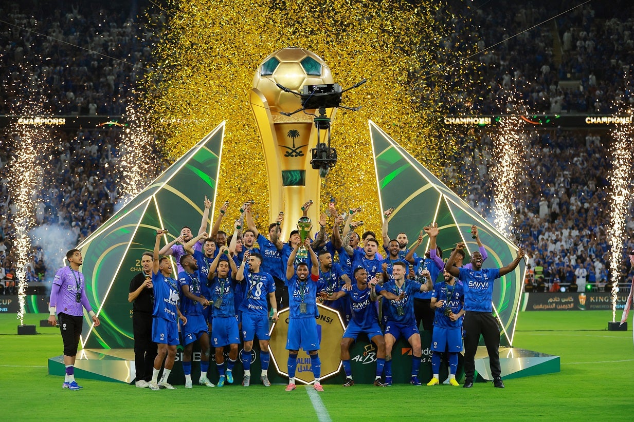 Rúben Neves vence com Al Hilal a Taça do Rei da Arábia Saudita