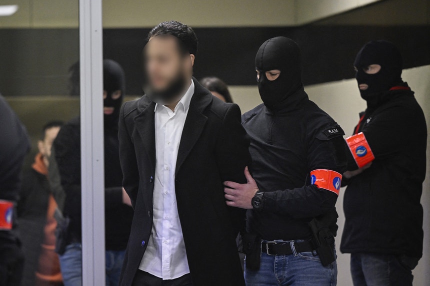 Imagem de Três detenções 10 anos depois dos atentados de Paris