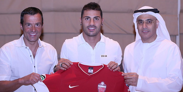 Quaresma assina pelo Al Ahli do Dubai